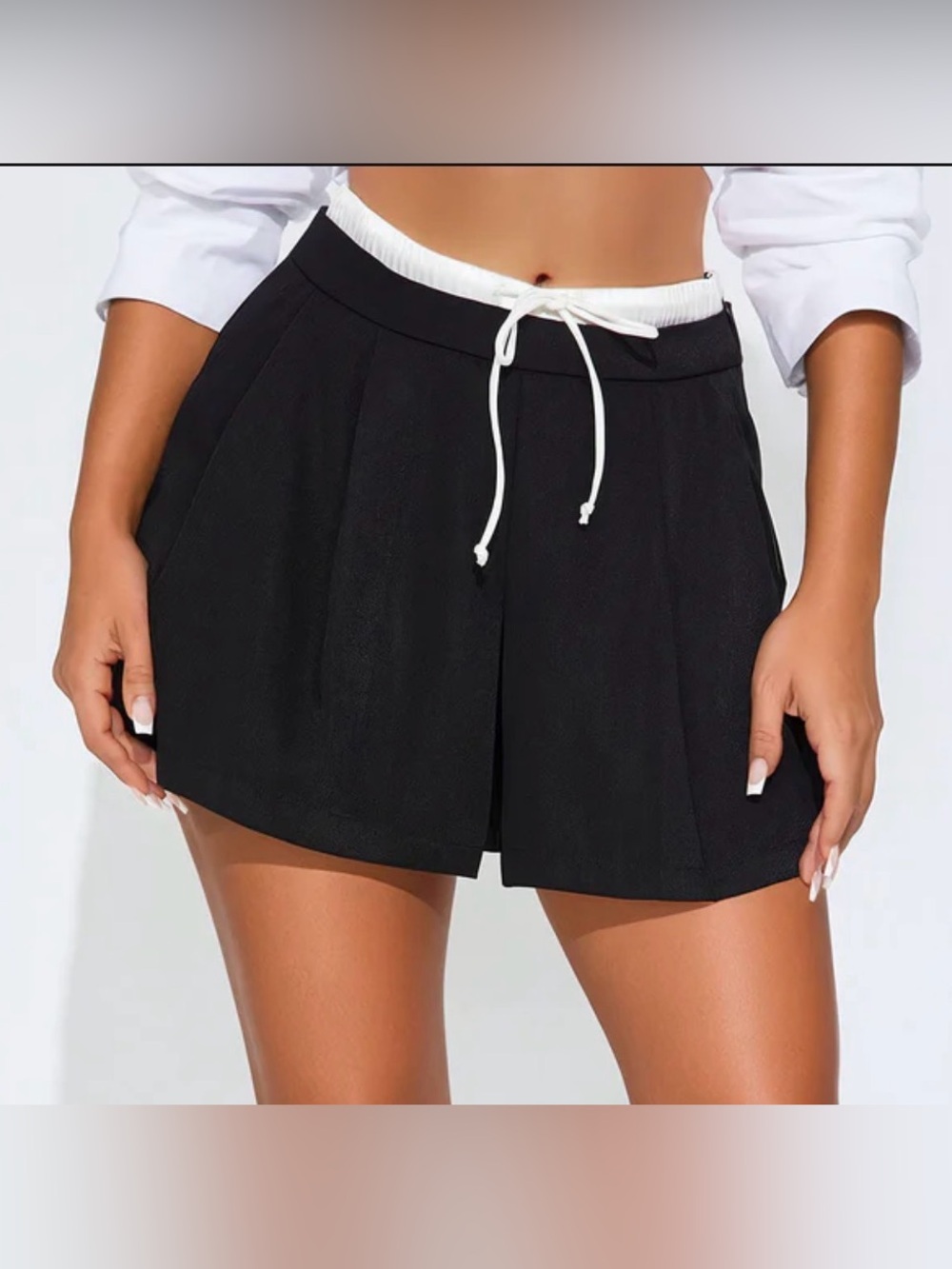 B&W Double Waistband Trouser Short